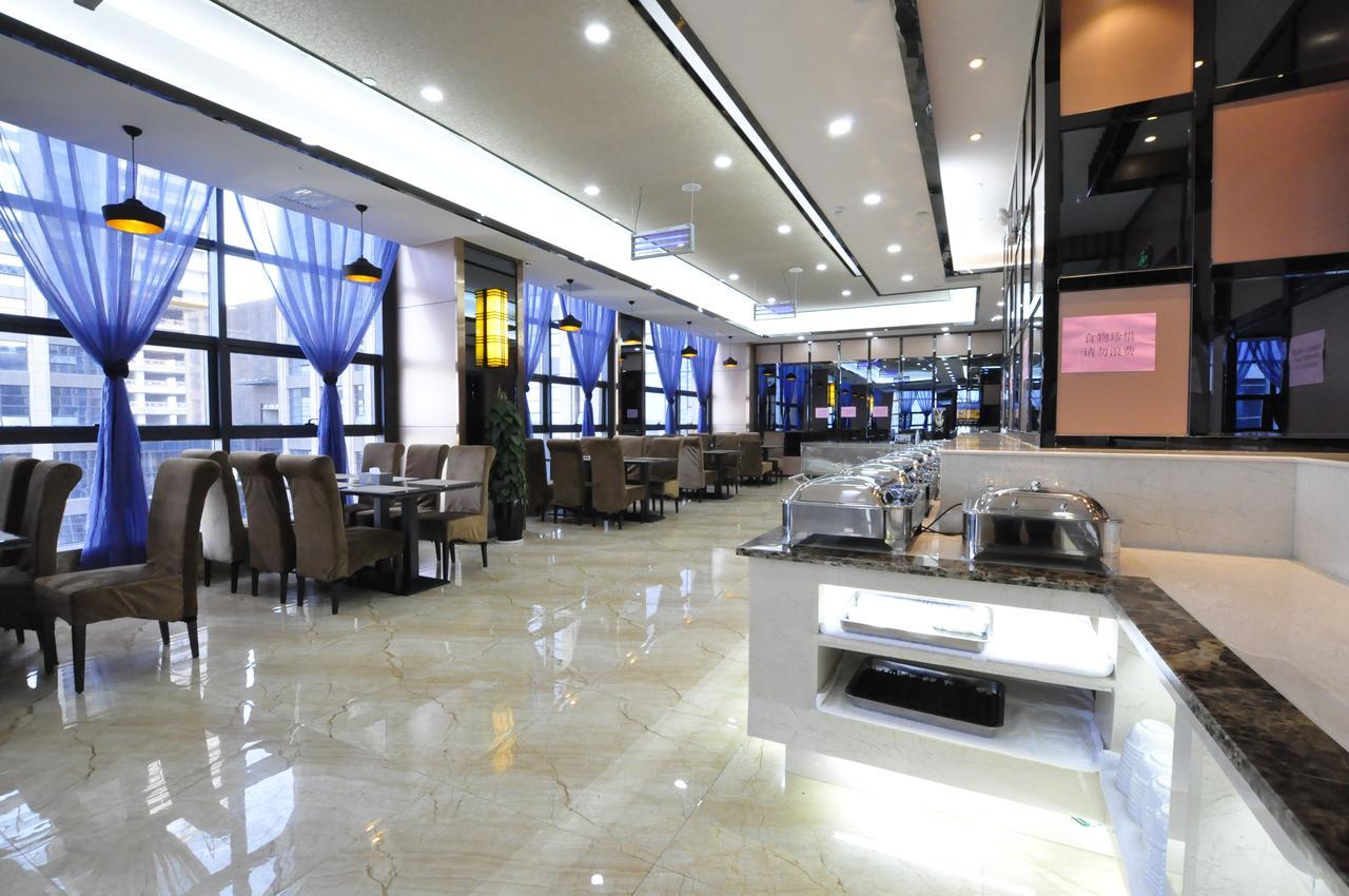 קונמינג Mingchun International Holiday Hotel מראה חיצוני תמונה